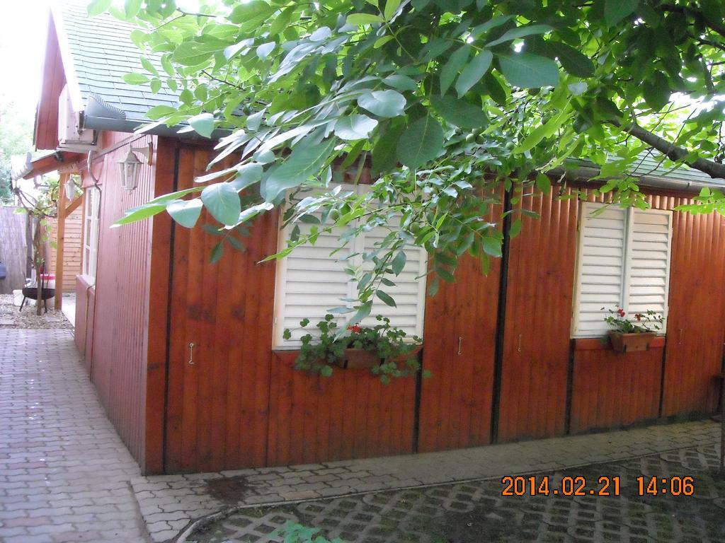 Demeter Apartman Hajduszoboszlo Bilik gambar
